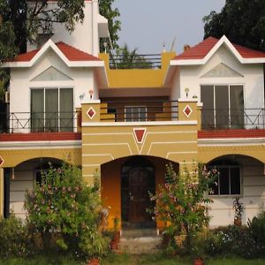 Ghanvatkar Bunglow Resort